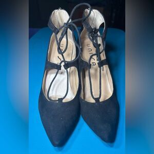 Unisa Black Suede Laced Front Pointed Toe Block Heels Pumps Size 9 MSRP $139 EPC